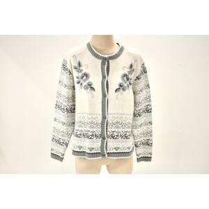 Koret Petites Cardigan Sweater Women's Medium Nordic Design Embroidered Floral